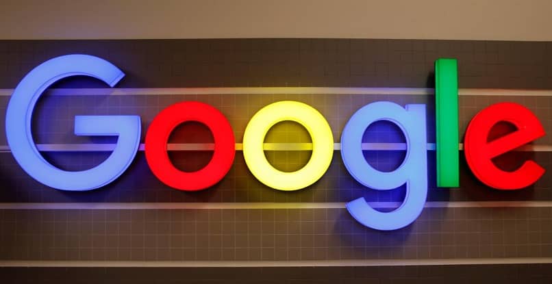 logotipo luminoso do google
