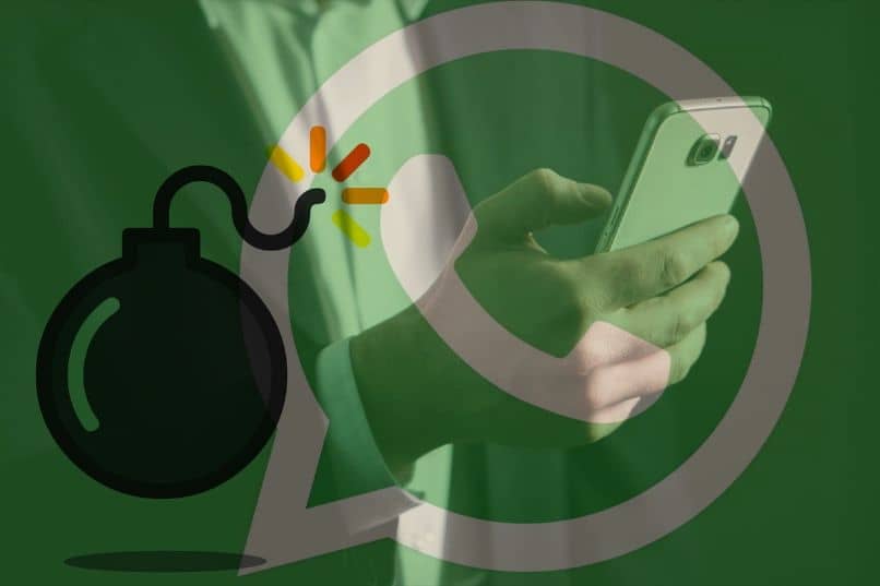 homem com telefone e logotipo do Whatsapp com bomba