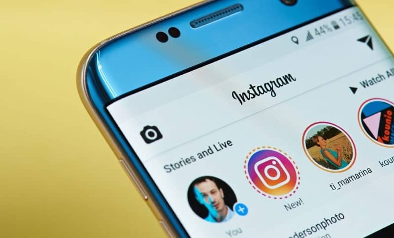 Revise histórias e perfil do Instagram