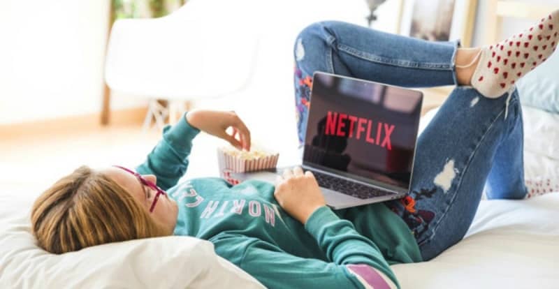 Assistir Netflix no PC confortavelmente