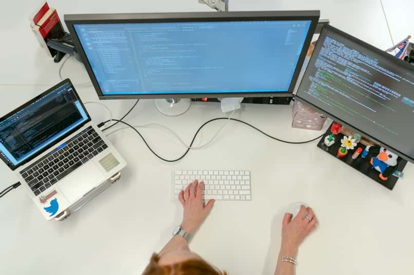 computador com comandos do kernel linux