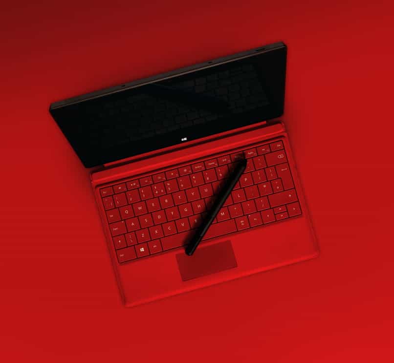 ferramenta de hiperterminal no Windows laptop vermelho