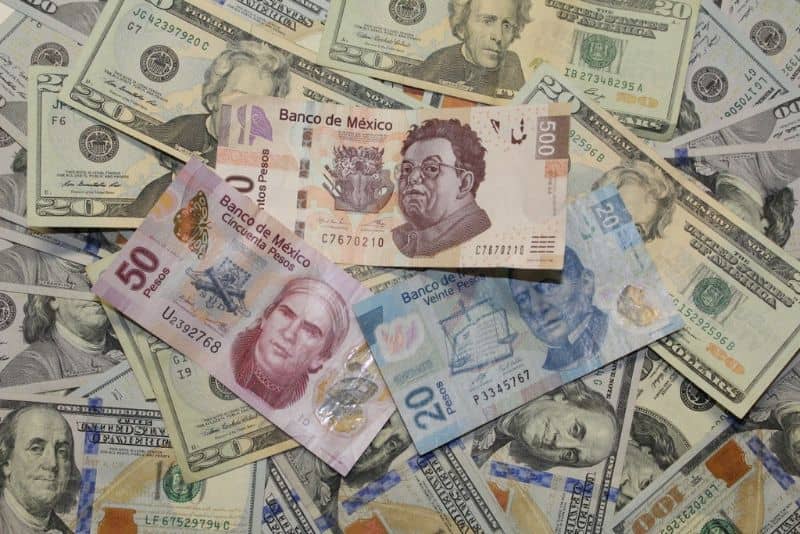 Países com notas de dinheiro
